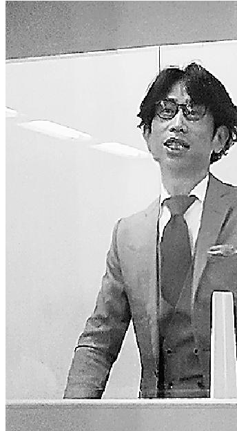 業界を変える起業の意義について語る佐藤雄樹氏